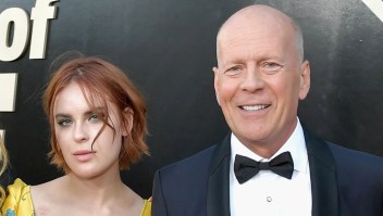 (Desde la izquierda) Tallulah Willis y Bruce Willis en el Comedy Central Roast de Bruce Willis 2018 en Los Ángeles. (Crédito: Neilson Barnard/Getty Images)