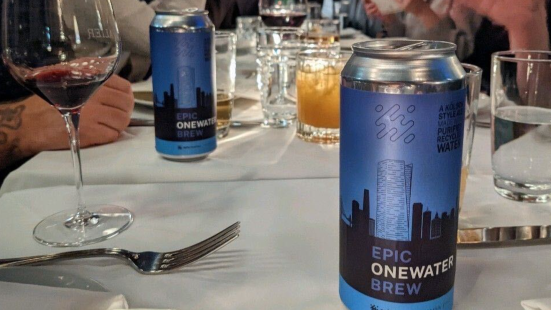 Epic Cleantec, empresa de tratamiento de agua con sede en San Francisco, fabrica la cerveza con agua reciclada Epic OneWater Brew en colaboración con una cervecería local. Crédito Epic Cleantec.