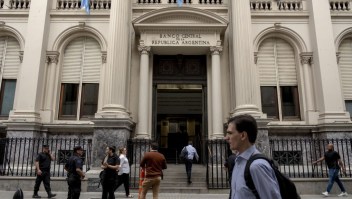 El Banco Central de la República Argentina (BCRA) el 21 de noviembre de 2023. (Erica Canepa/Bloomberg via Getty Images)