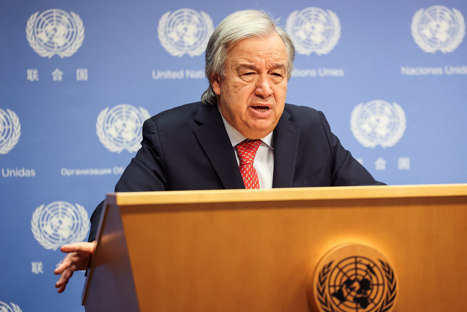 El secretario general de la ONU, António Guterres, habla durante una conferencia de prensa en la ciudad de Nueva York el 6 de noviembre. (Crédito: Caitlin Ochs/Reuters)