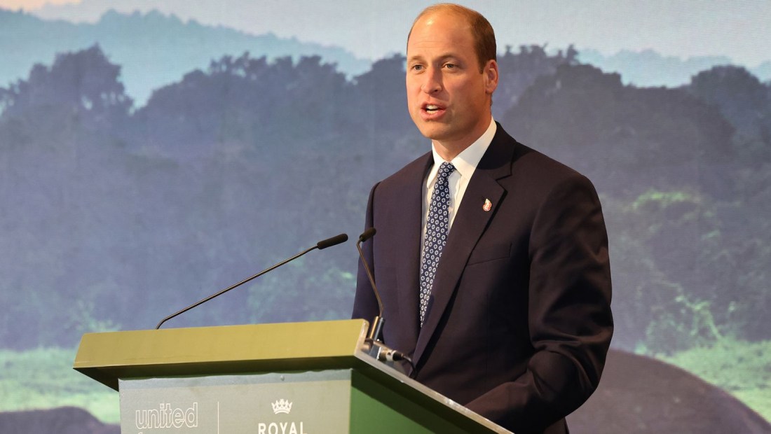 El príncipe de Gales habla en la Cumbre Mundial United for Wildlife en Gardens by the Bay el 6 de noviembre de 2023, el segundo día de su visita a Singapur. (Chris Jackson/Getty Images)