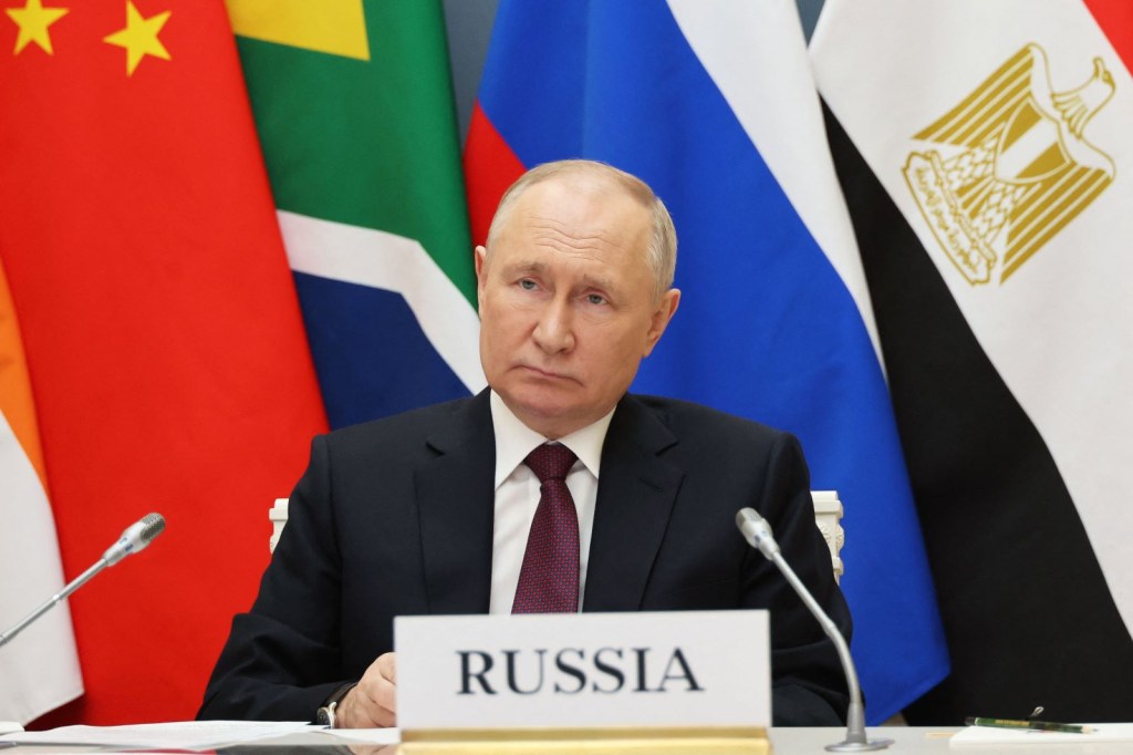 El presidente de Rusia, Vladimir Putin, durante una reunión virtual de los países BRICS. ( MIKHAIL KLIMENTYEV/POOL/AFP via Getty Images)