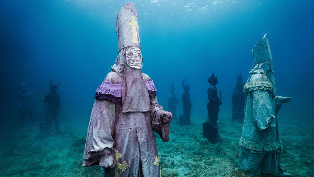 New ghostly sculptures appear in the waters of the Caribbean Sea