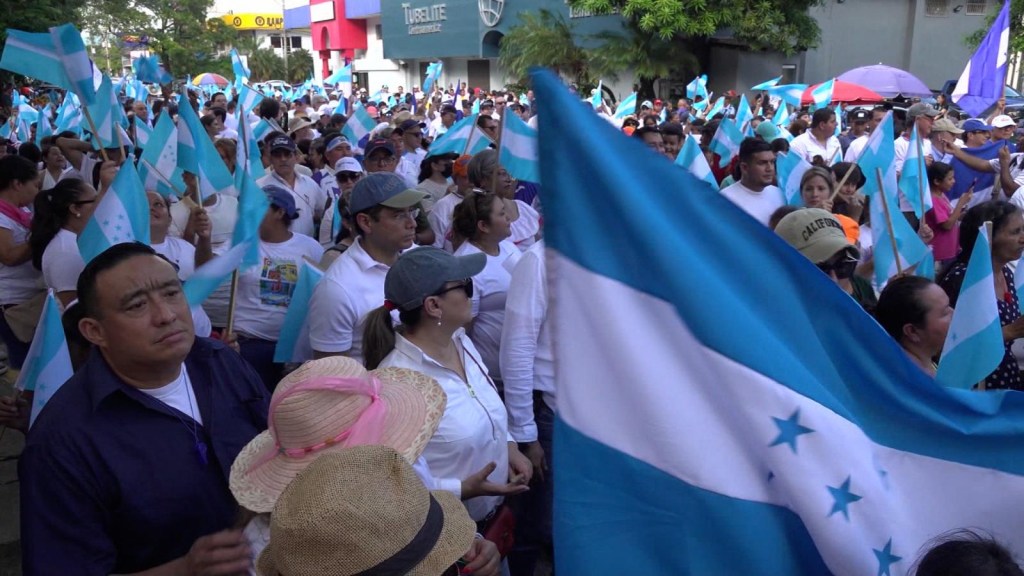 Continúan las protestas contra el Gobierno de Honduras