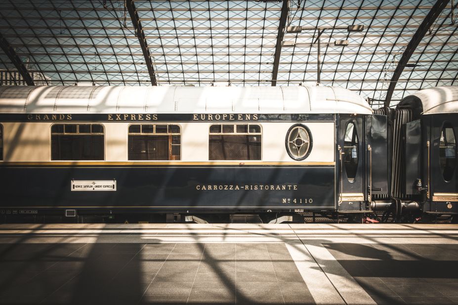 El tren más famoso de Europa, el Venice Simplon-Orient-Express, comenzará a hacer un viaje anual de París a Portofino a partir de junio de 2024. (Imagen cortesía de Belmond)