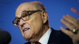 Casi US$ 150 millones de multa para Rudy Giuliani