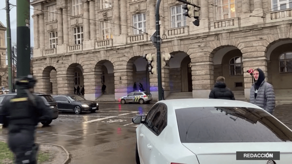 Tiroteo en Praga deja 15 muertos y 25 heridos