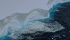 Científicos observan el iceberg más grande del mundo