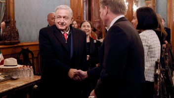 López Obrador dice que acordó con EE.UU. reabrir los cruces fronterizos