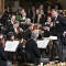 Christian Thielemann dirige la Orquesta Filarmónica de Viena durante la actuación previa del "Concierto de Año Nuevo 2019" en Viena, Austria, 30 de diciembre de 2018. (Hans Punz/AFP/Getty Images)