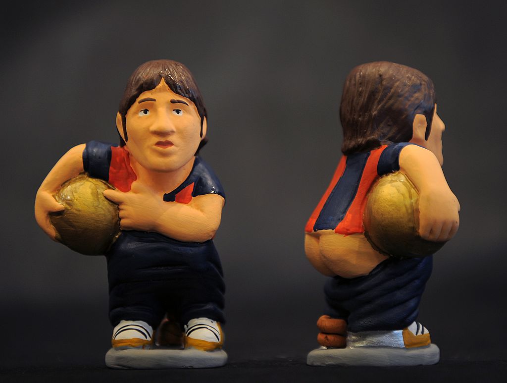 ¿Qué Es El Caganer, La Popular (y Escatológica) Figura De Los Belenes ...