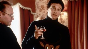 Colin Firth luce un buen ejemplo del feo suéter navideño en la exitosa película de 2001 "Bridget Jones’s Diary".