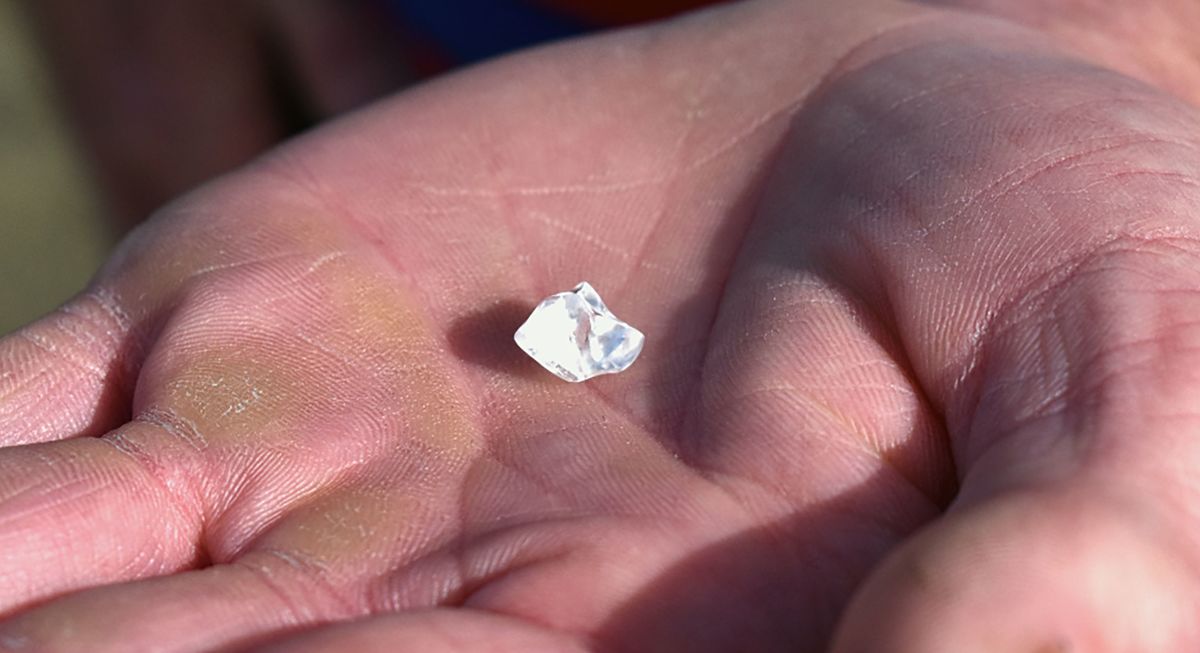 An Arkansas man finds a 4.87-carat diamond in Crater of Diamonds State Park