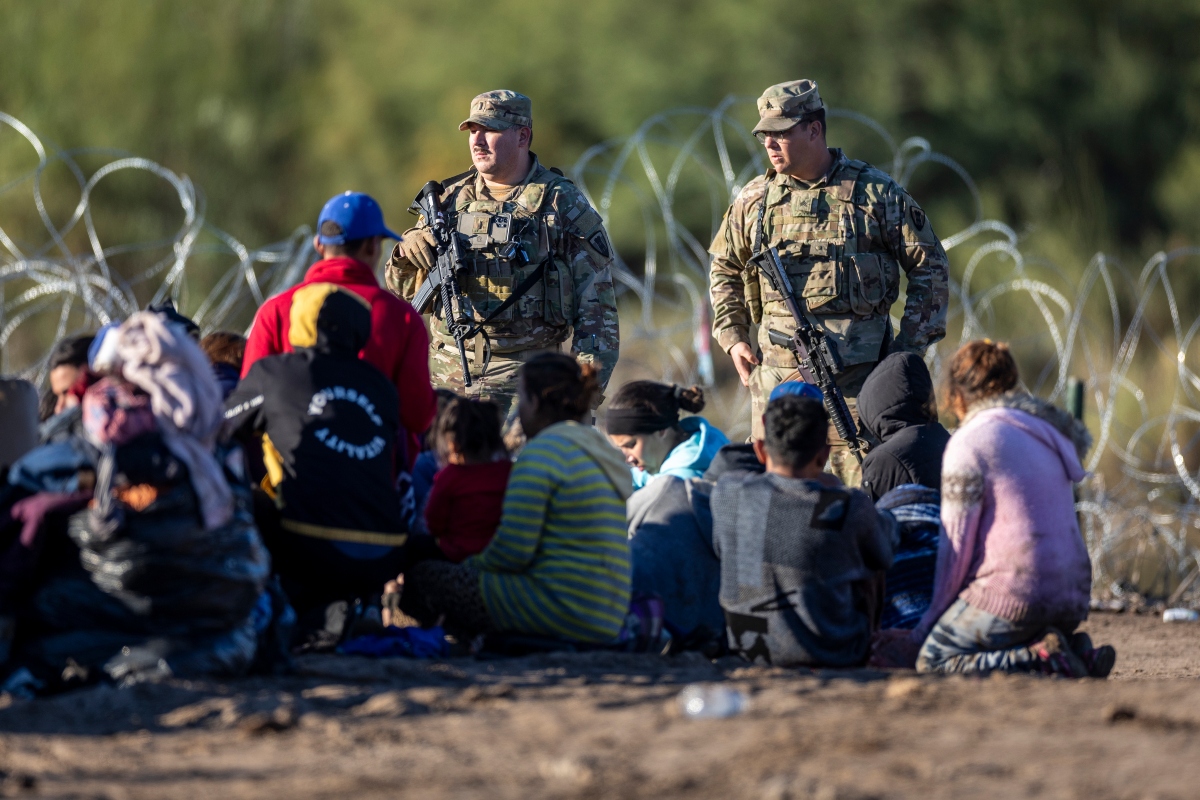 La nueva ley de inmigración de Texas siembra confusión e incertidumbre