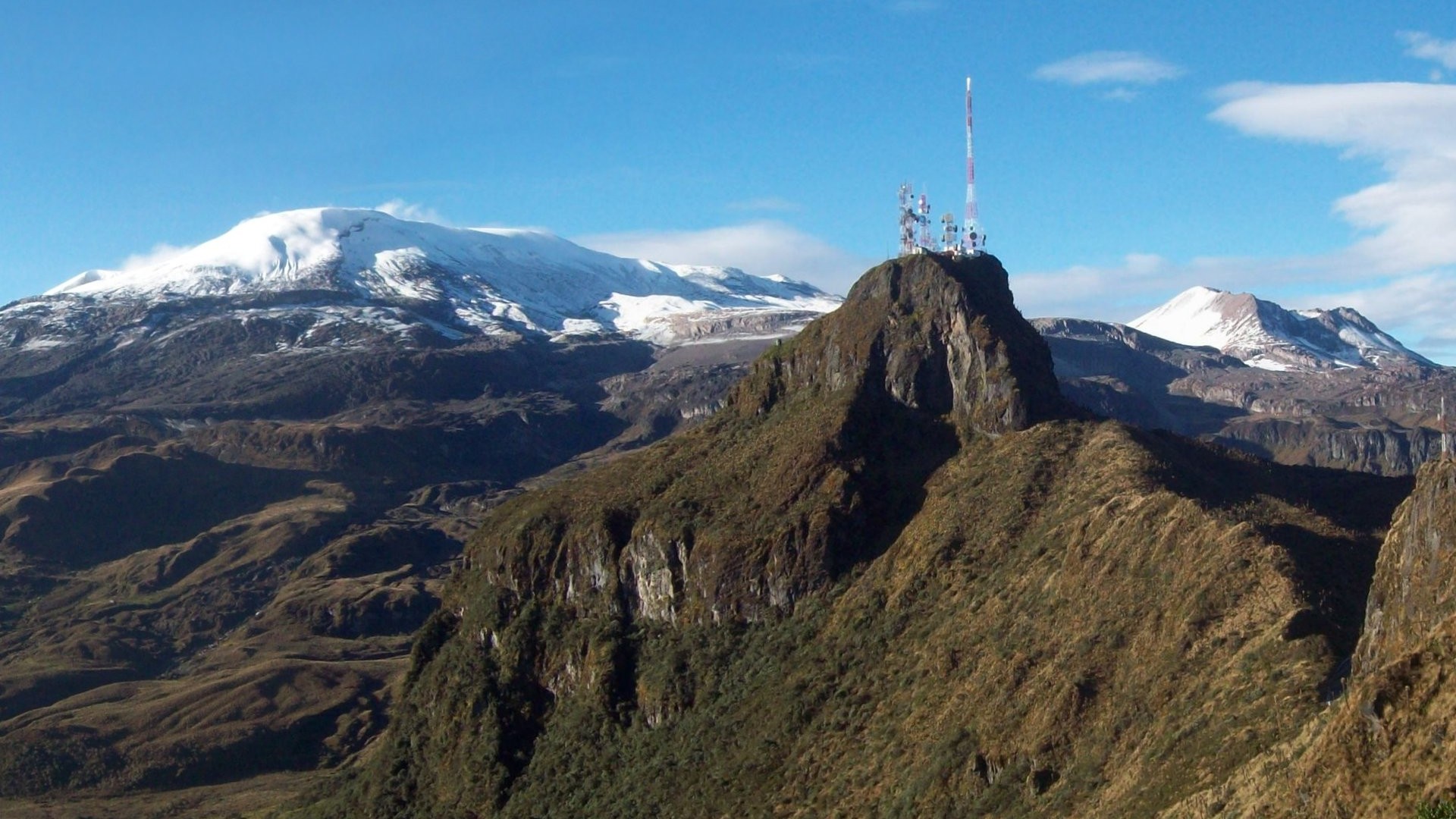 Seismic activity of the Nevado del Ruiz volcano in Colombia increases ...