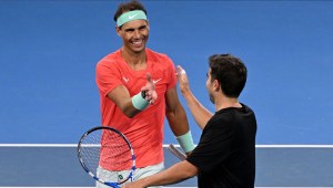 Rafael Nadal parecía feliz de estar de regreso en la cancha. (William West/AFP/Getty Images)