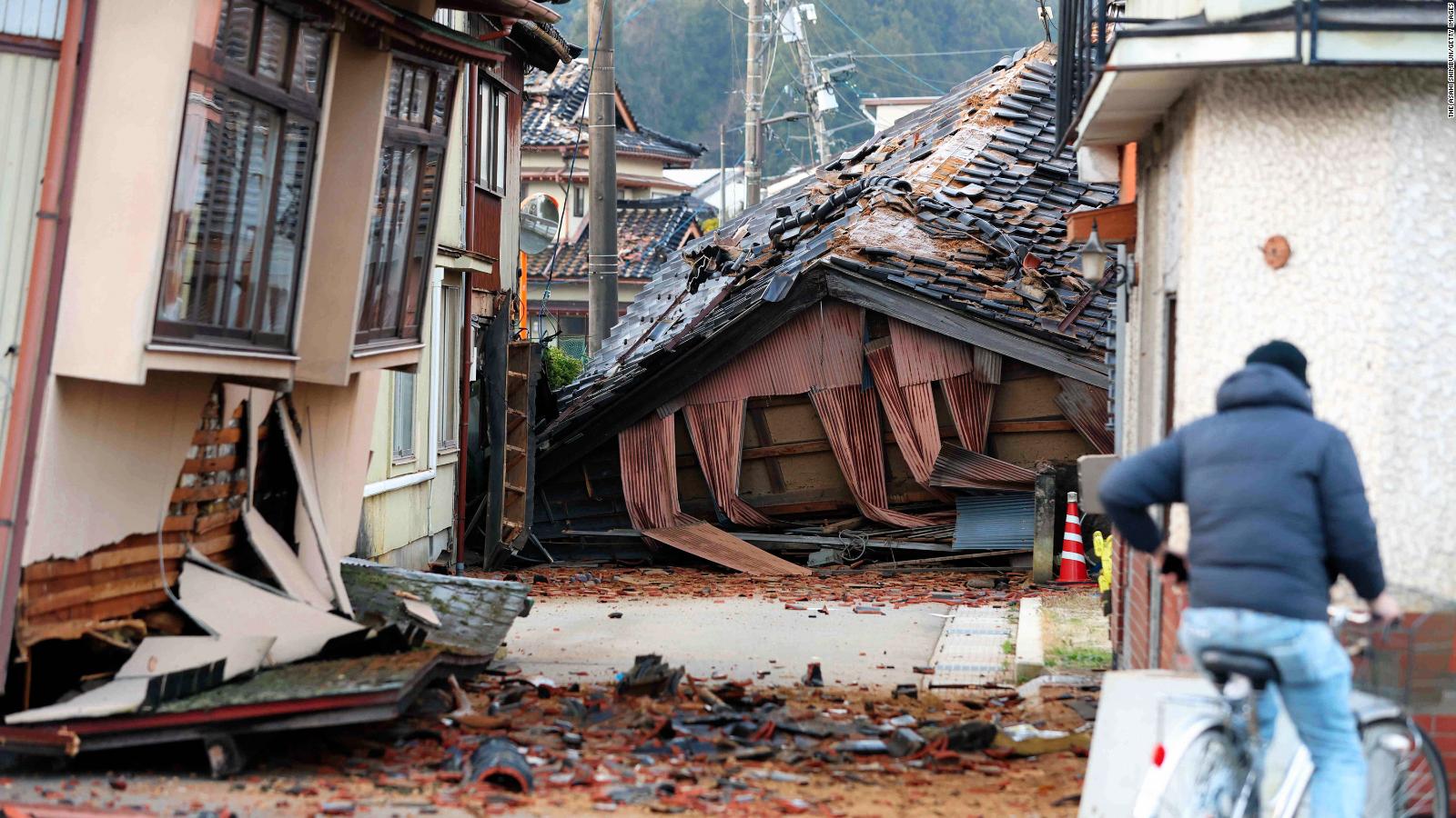 Así se ve la destrucción de edificios tras el terremoto en Japón