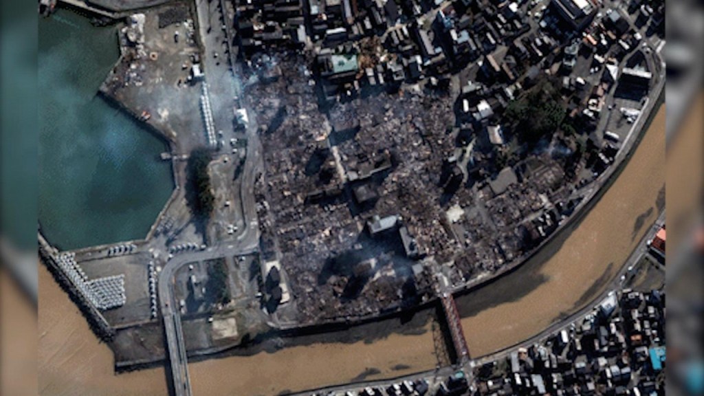 Imágenes de Japón antes y después del terremoto desde el espacio