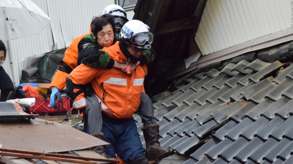 Las réplicas de sismo en Japón dificultan rescates, evacuaciones y ayuda