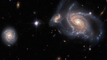 Hubble capta un "vecindario" de galaxias espirales
