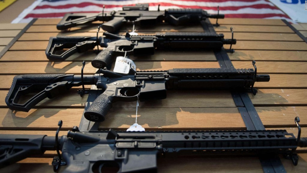 ¿Por qué México demanda a fabricantes de armas de EE.UU.?