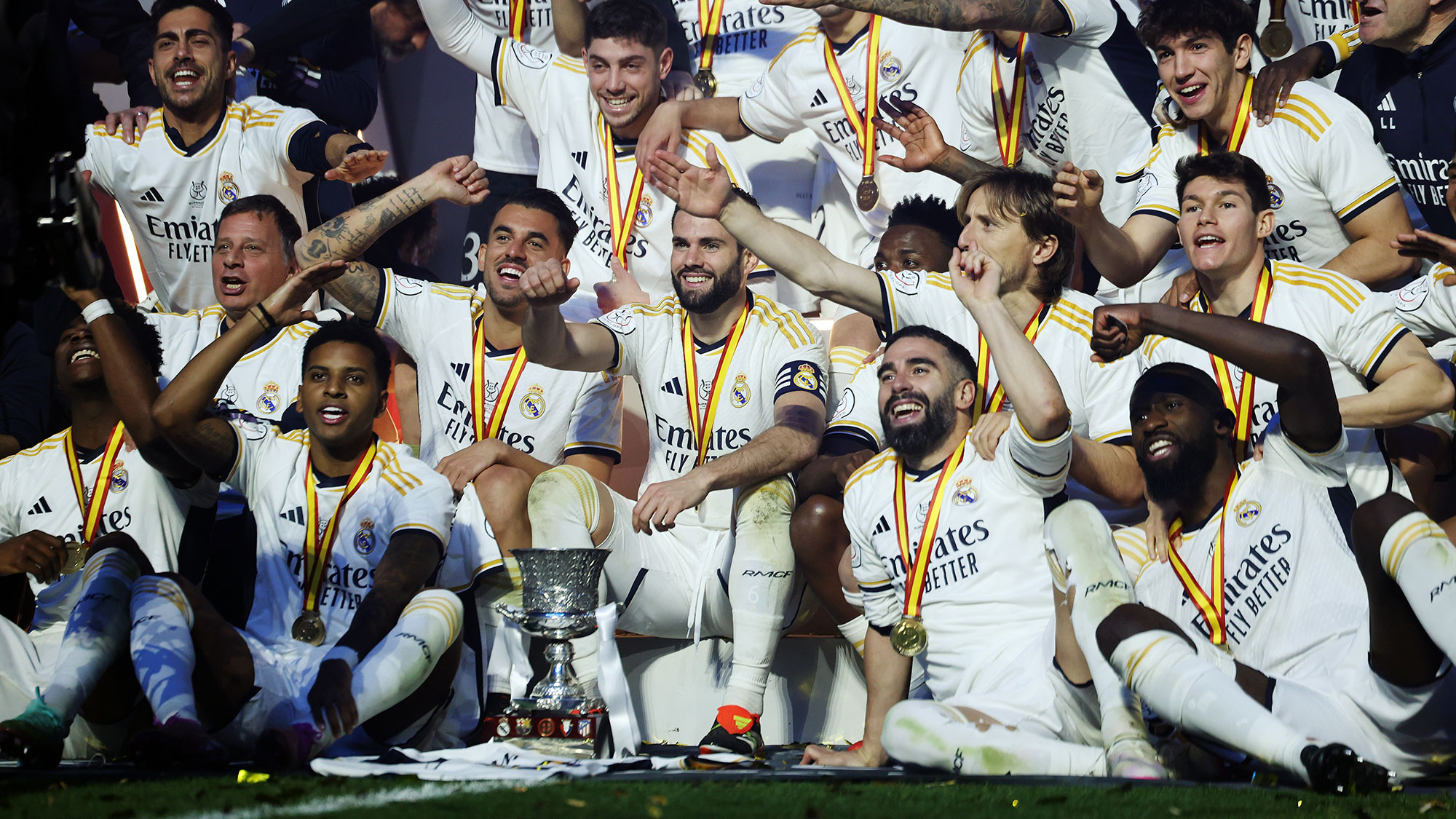 El Real Madrid Gana La Supercopa De España Tras Golear 4-1 Al FC ...