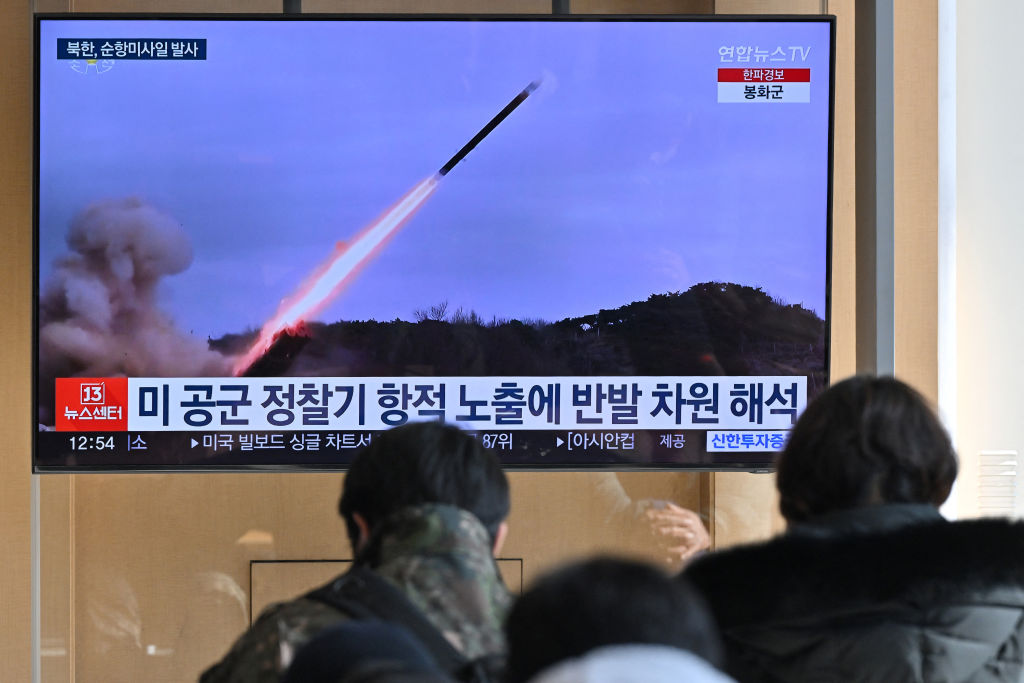 Corea del Sur afirma que el lanzamiento de prueba de misiles de Corea del Norte fracasó y califica de "engaño" las afirmaciones de éxito