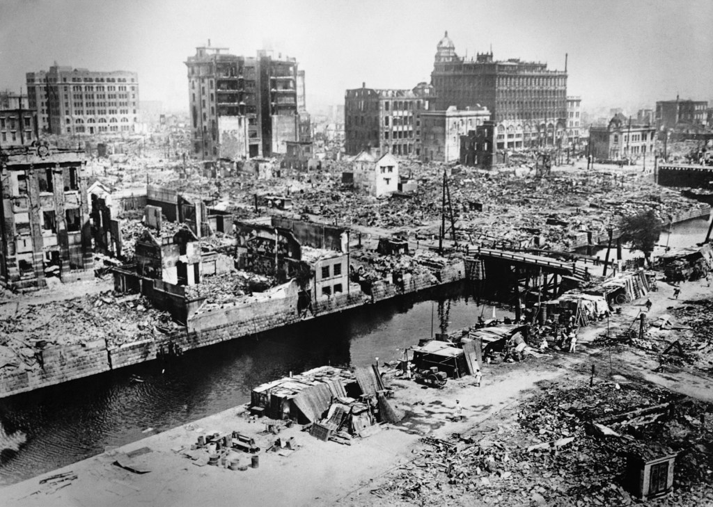 Tokyo was in ruins after the Great Kanto earthquake of 1923.  (Credit: Halton Deutsch/Corbis/Getty Images)