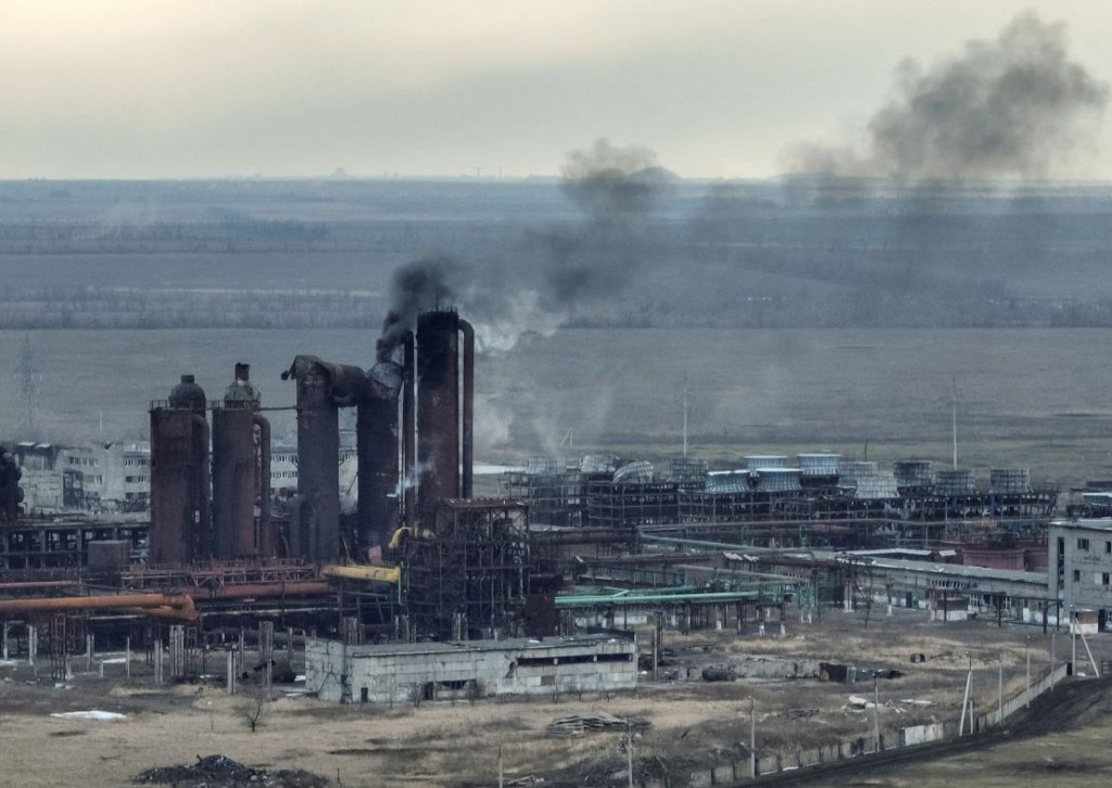 Vista desde un dron de la planta química y de coque de Avdiivka, recientemente capturada por las tropas rusas en la región ucraniana de Donetsk, el 20 de febrero. (Crédito: Inna Varenytsia/Reuters)