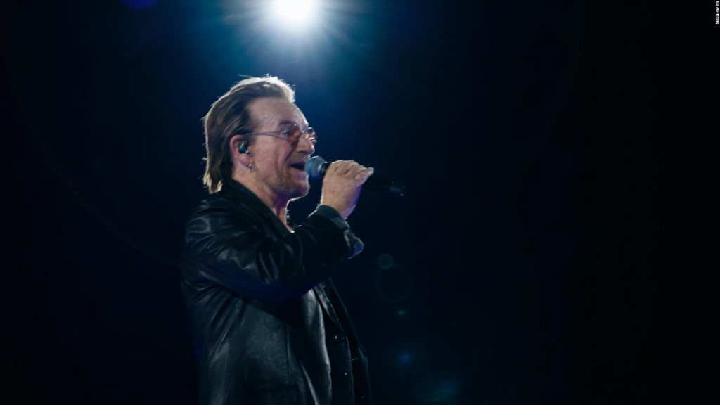 U2 homenajeó a Alexey Navalny en Las Vegas