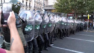 Fuertes protestas por debate de "ley ómnibus" en Argentina