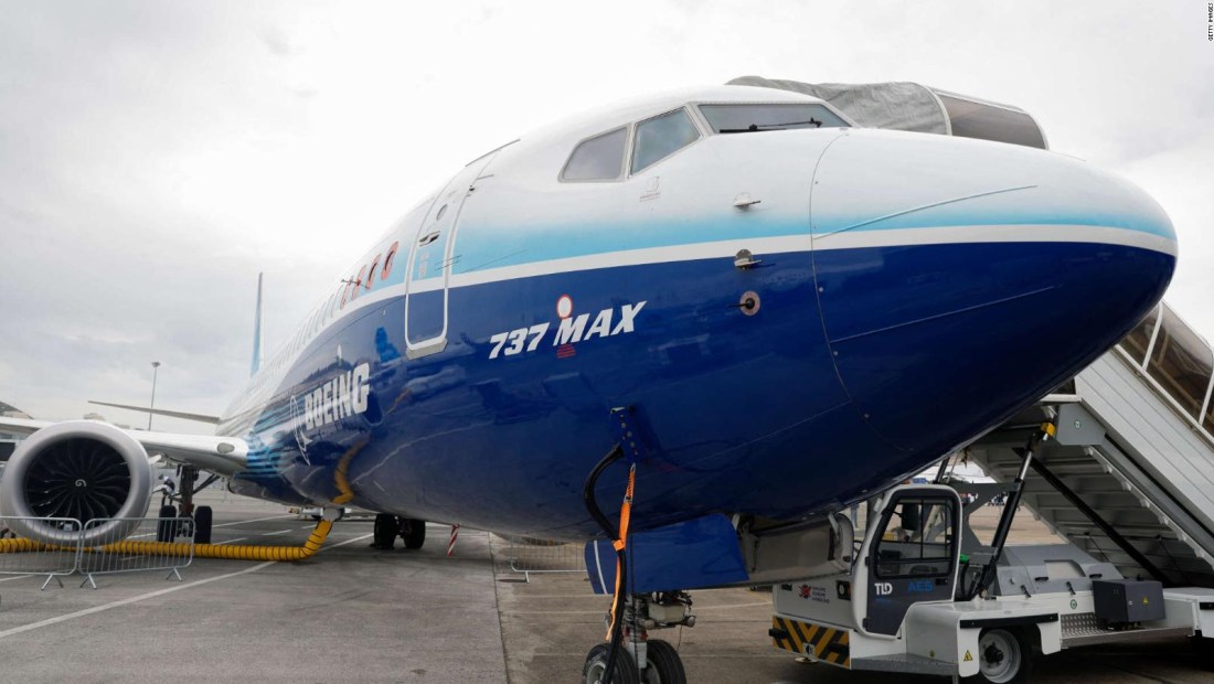 Boeing informa fallas en algunos aviones 737 Max en producción