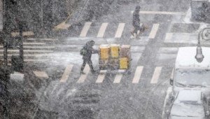 Fuertes nevadas en Nueva York por tormenta invernal