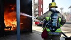 Explosión en Los Ángeles deja nueve bomberos heridos