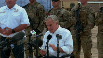 Texas anuncia una base de ayuda a la Guardia Nacional en Eagle Pass