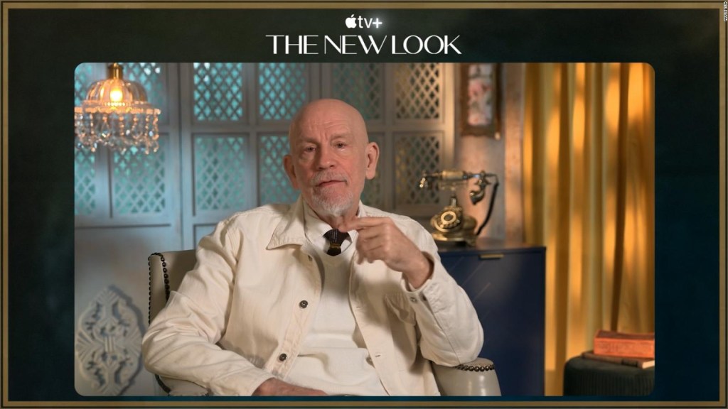 John Malkovich remarca las complejidades morales en "The New Look"