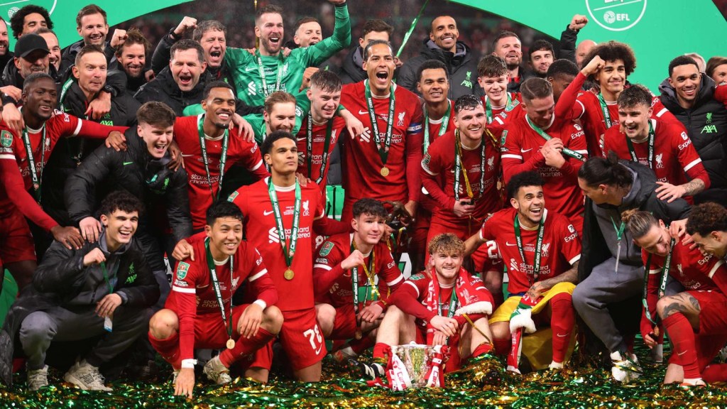 Aficionados del Liverpool reaccionan a su nuevo título