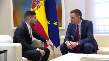Pedro Sánchez revela que Topuria tendrá pronto su DNI español