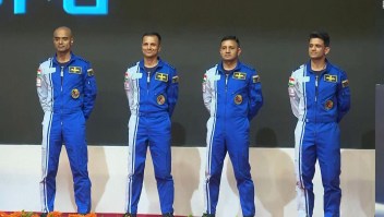 India presentó a los astronautas que viajarán al espacio