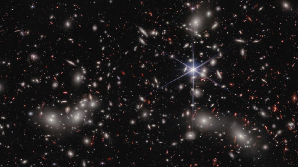El telescopio Webb capta el espectro residual de algunas galaxias