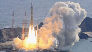 El cohete japonés H3 despega del Centro Espacial de Tanegashima en Minamitane, Japón, el 17 de febrero de 2024. (Crédito: Kyodo News/Getty Images)