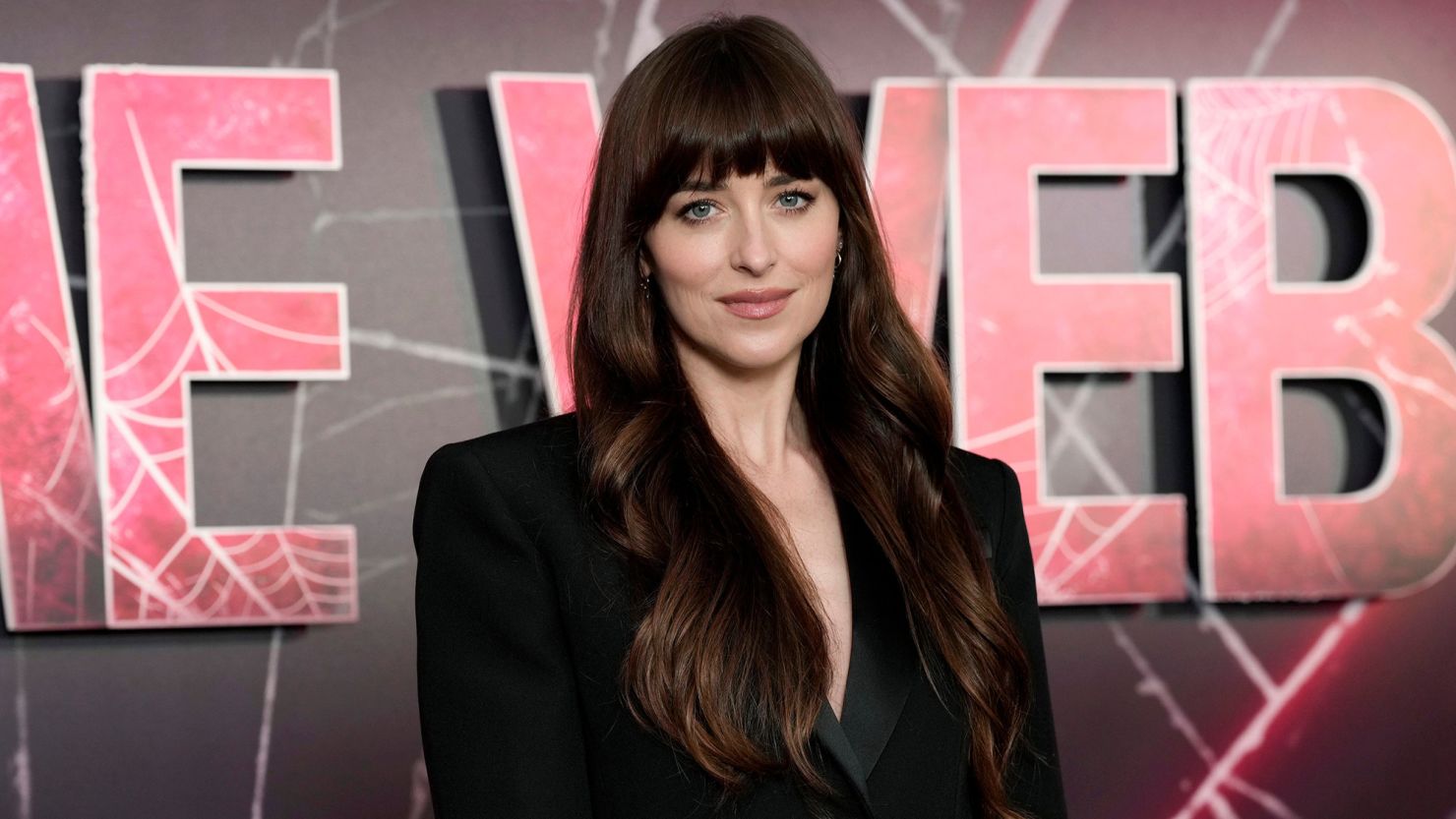 Dakota Johnson dice que trabajar en el final de "The Office" fue el
"peor momento" de su vida