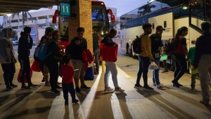 migrantes traslado autobús texas