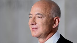 Jeff Bezos recupera el título de la persona más rica del mundo