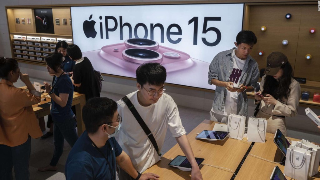 Caen las ventas del iPhone en China