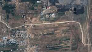 Israel construye una carretera que divide el norte de Gaza