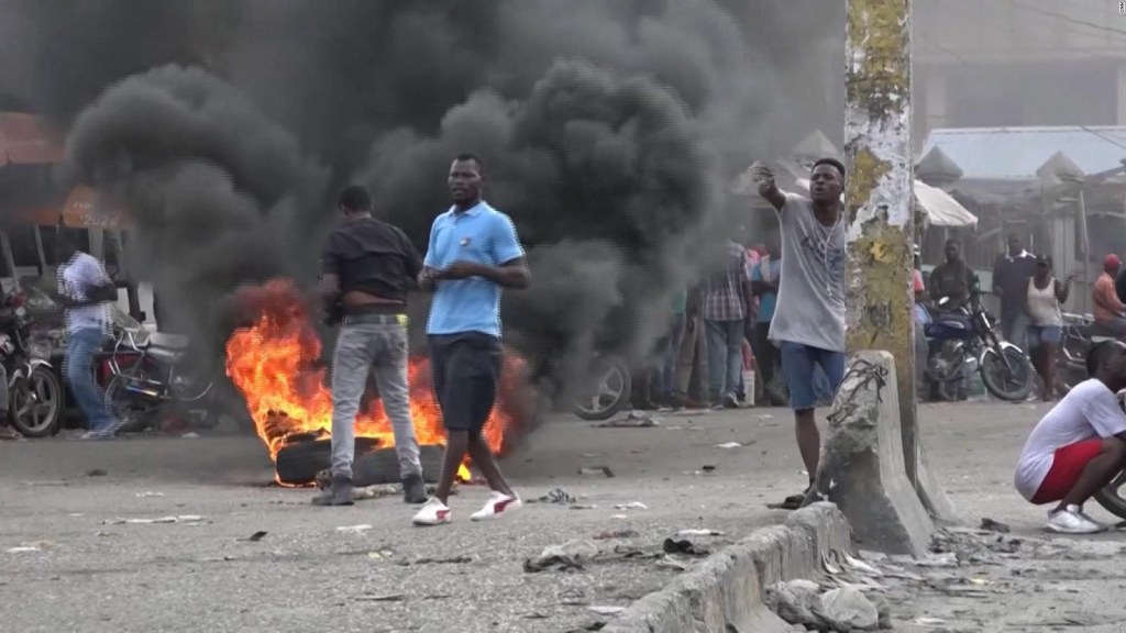 Vecindarios en Haití se unen para defenderse de las pandillas