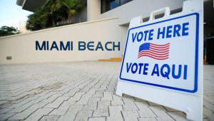 Aumentan los republicanos registrados en Florida