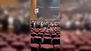 Video muestra el lugar del tiroteo en sala de conciertos cerca de Moscú
