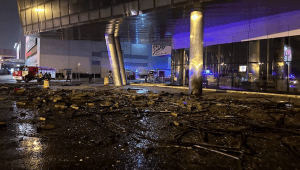 Balas y fuego en el ataque terrorista en Moscú